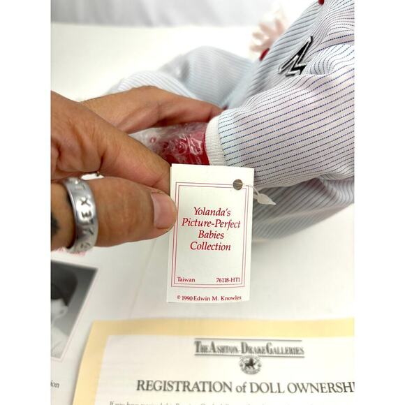 VTG Porcelain Doll Michael By Yolanda Bello Knowles 1990's Boxed COA - Picture 9 of 15